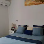Climatisees Confort,gare ,wifi, Parking, Avec Pt Dejeuner Compris Perpignan