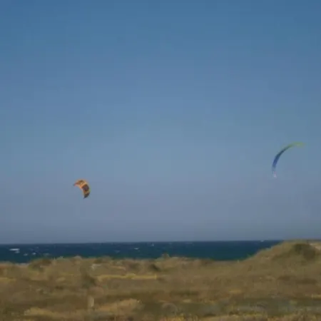 Confort,gare Tgv ,wifi, Clim, Parking, Avec Pt Dejeuner Compris * Perpignan