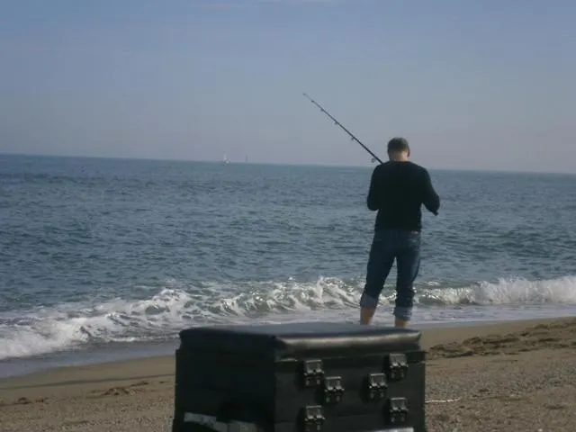 Chambres Climatisees Tout Confort,Gare ,Wifi, Parking, Avec Pt Dejeuner Compris *